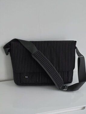 Messenger Laptop Bag Black Pinstripe 15" VTG!